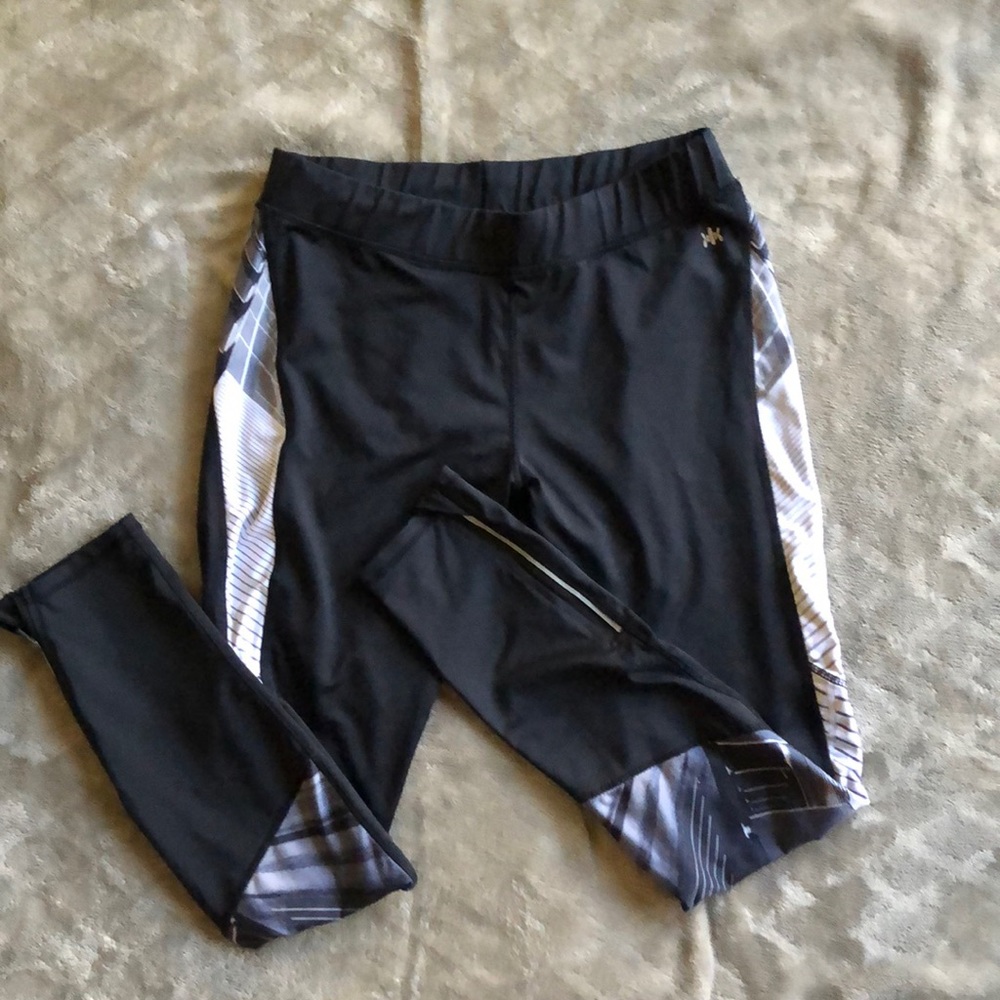 Athletic pants